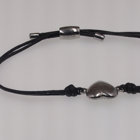 Fossil Silver and Black Crystal Heart Bracelet - Picture 4 of 6